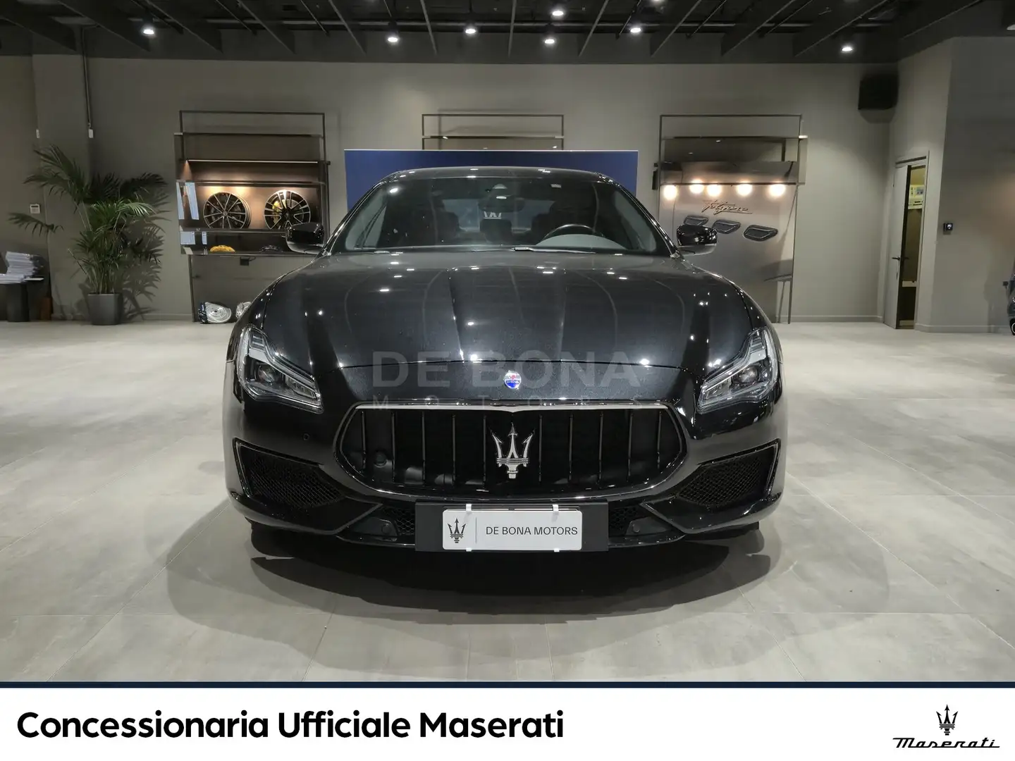 Maserati Quattroporte 3.8 v8 gts gransport auto Schwarz - 2
