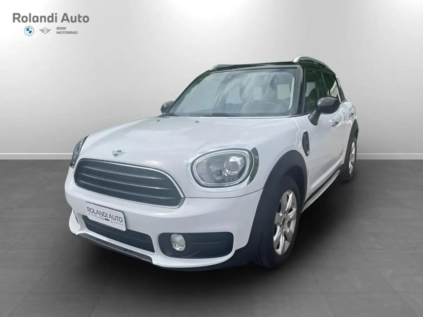 MINI Cooper D Countryman 2.0 TwinPower Turbo Cooper D Hype Steptronic Bílá - 1