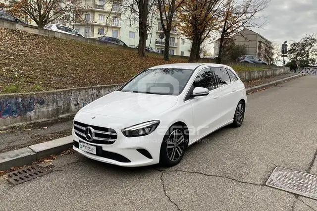 Mercedes-Benz B 180 B 180 d Automatic Sport Plus