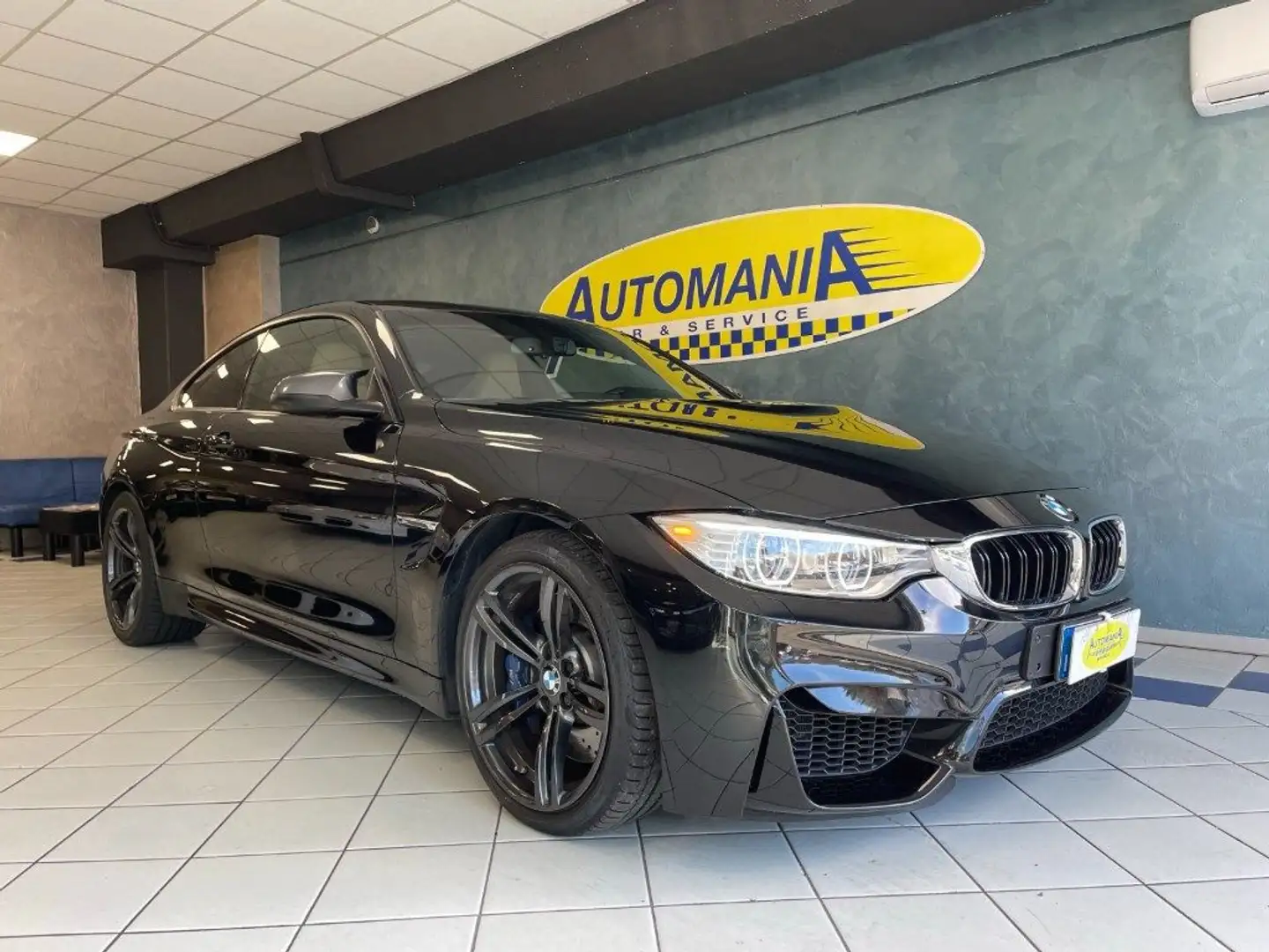 BMW M4 Coupé Black - 1