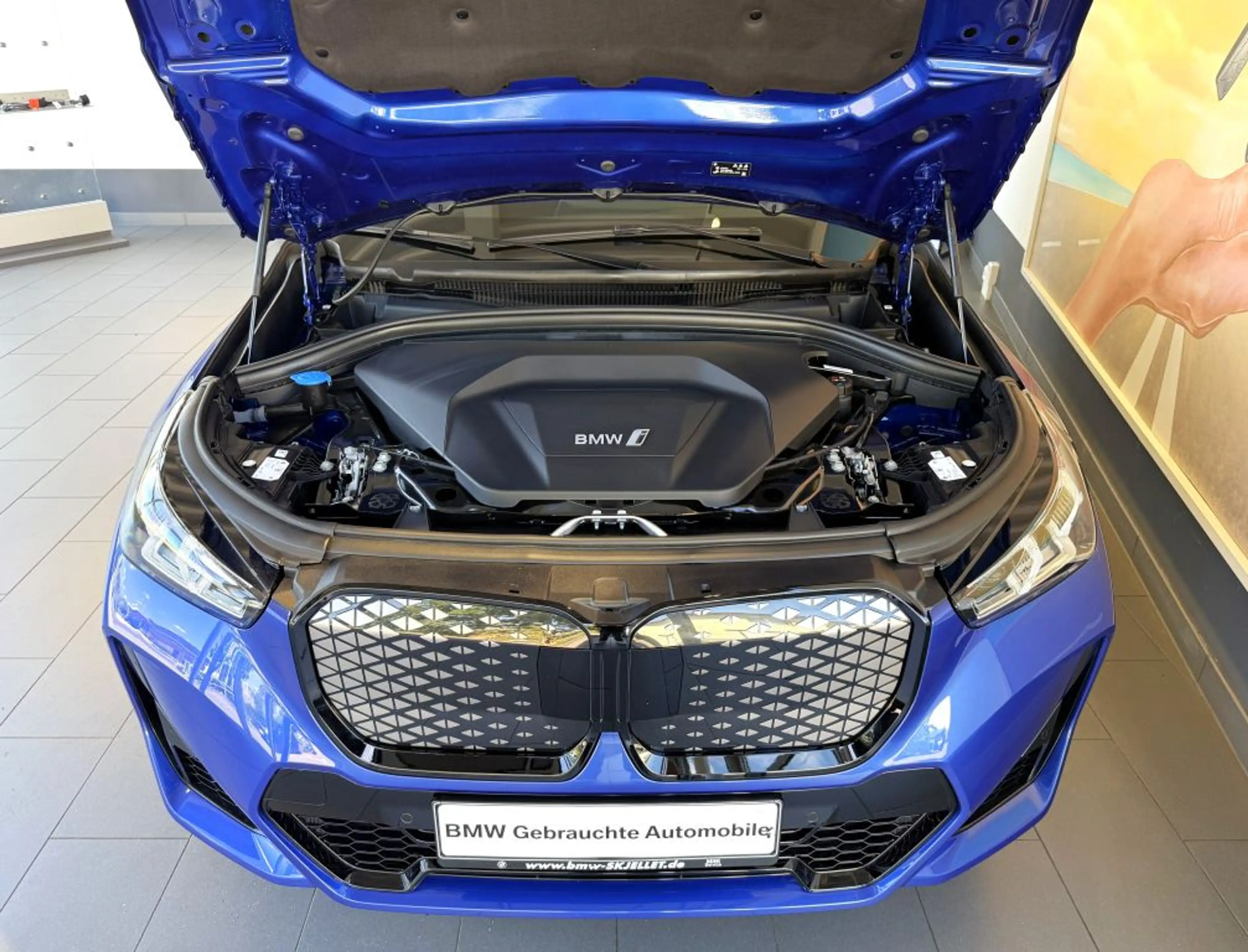BMW iX1 eDr.20 M SPORT KAM+AHK+HARM+SPUR+KOMF+MEMORY — photo 12