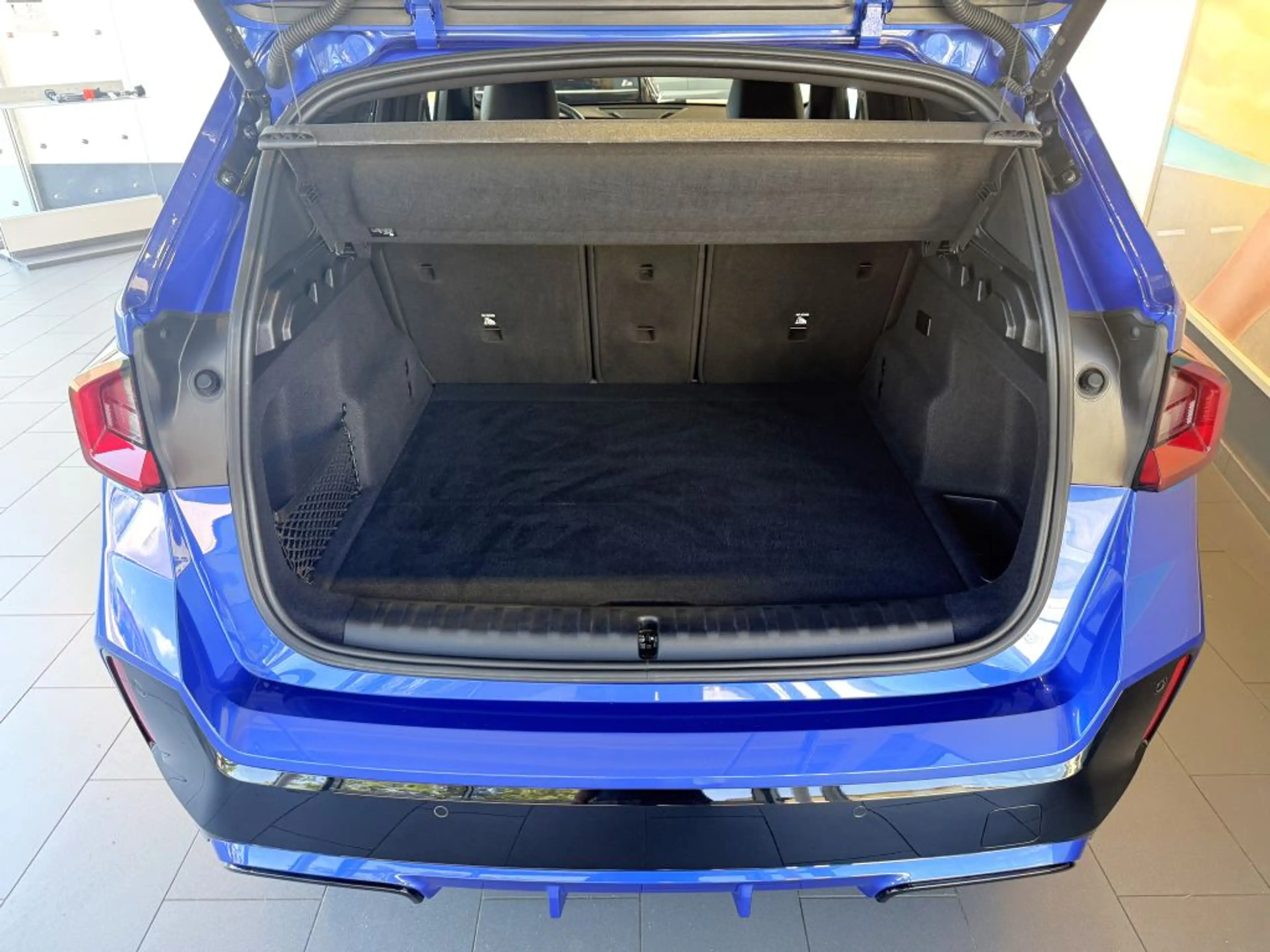 BMW iX1 eDr.20 M SPORT KAM+AHK+HARM+SPUR+KOMF+MEMORY — photo 14