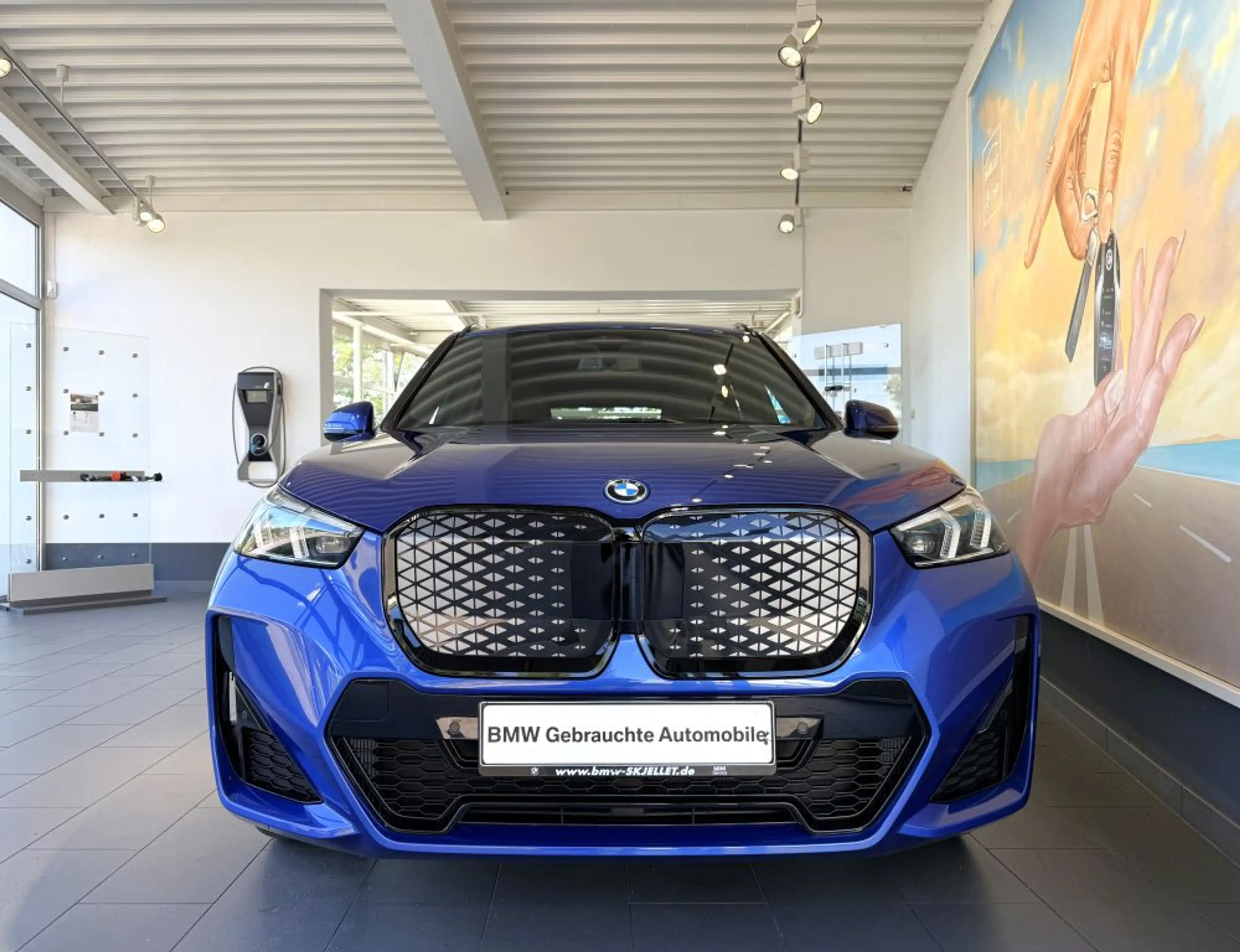 BMW iX1 eDr.20 M SPORT KAM+AHK+HARM+SPUR+KOMF+MEMORY — photo 11