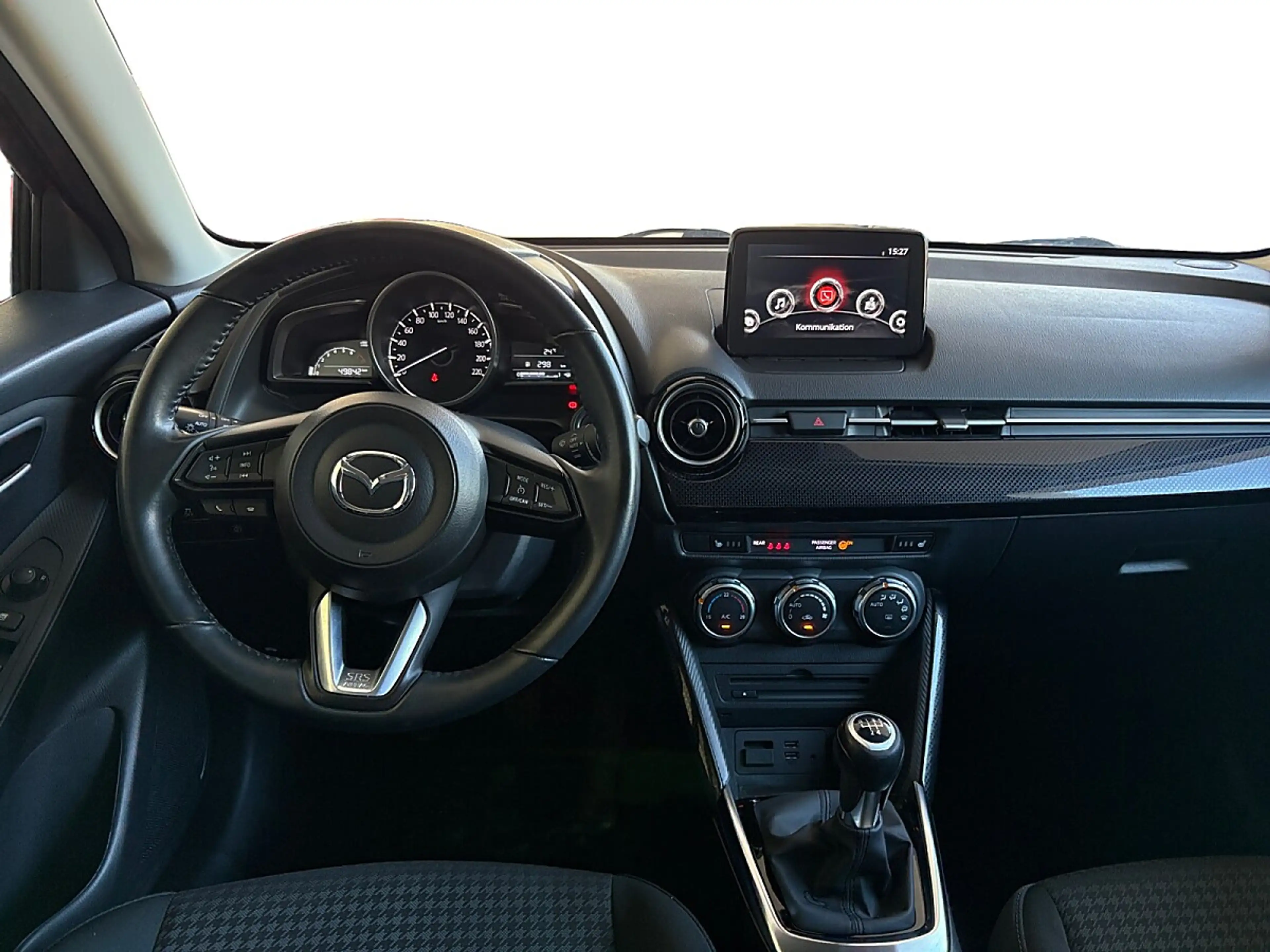 Mazda 2 Mazda2 G75 Takumi — photo 10