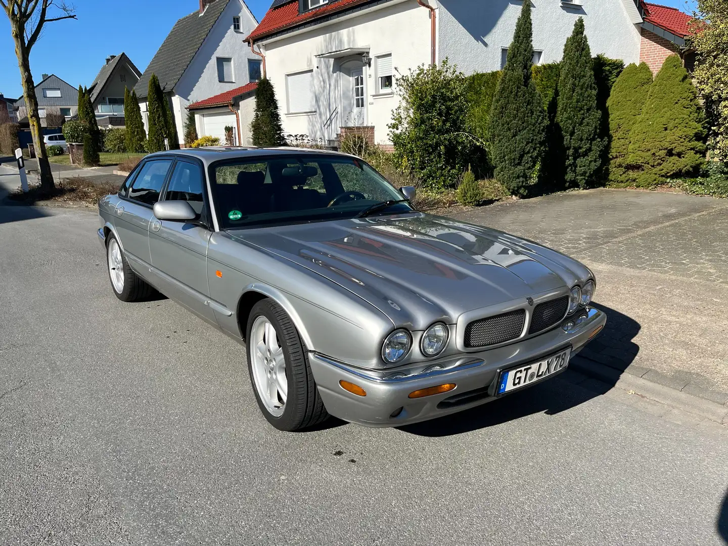 Jaguar XJR XJR Šedá - 1