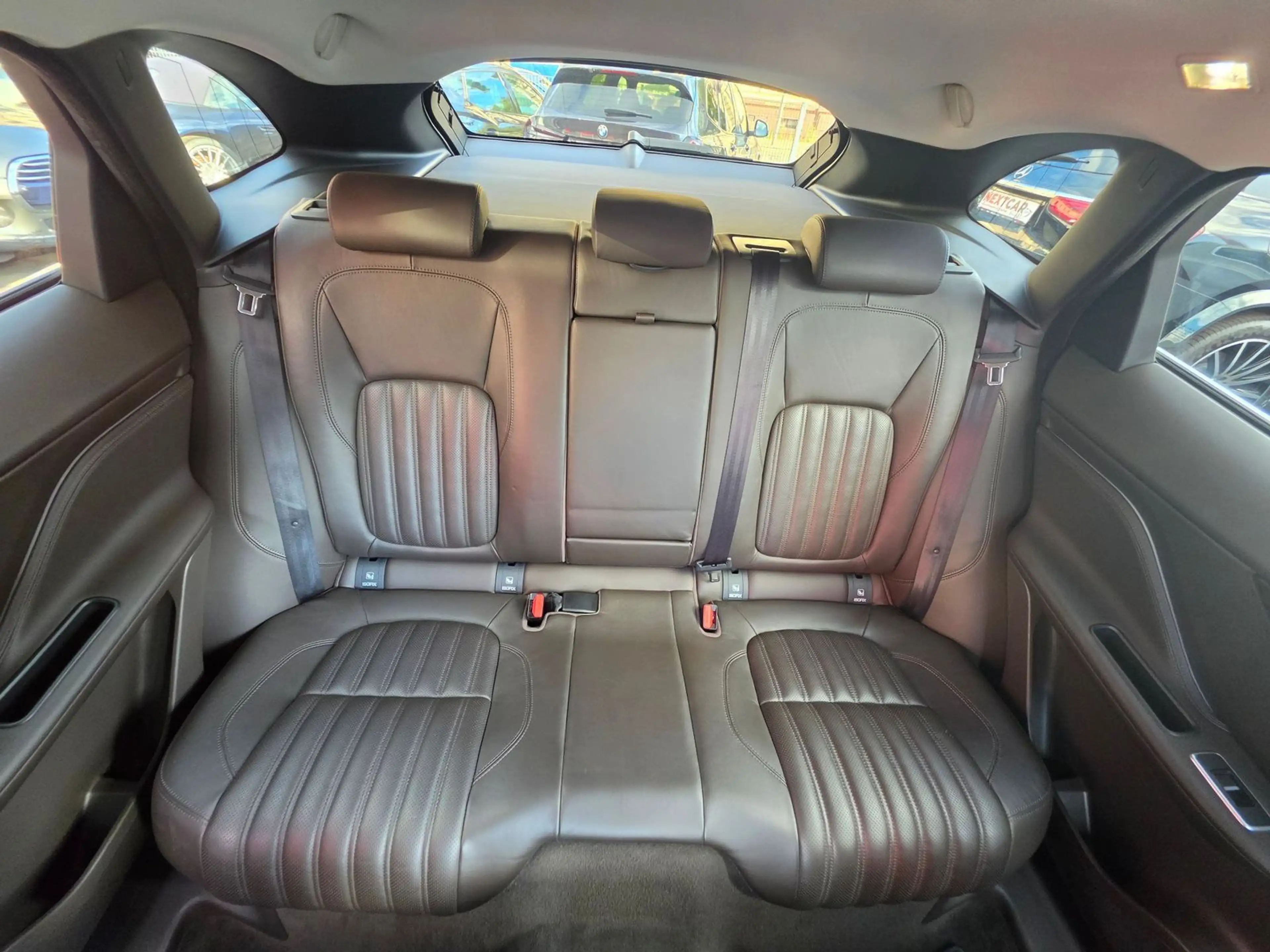 Jaguar F-Pace 30d AWD Portfolio Aut./Leder| — photo 13