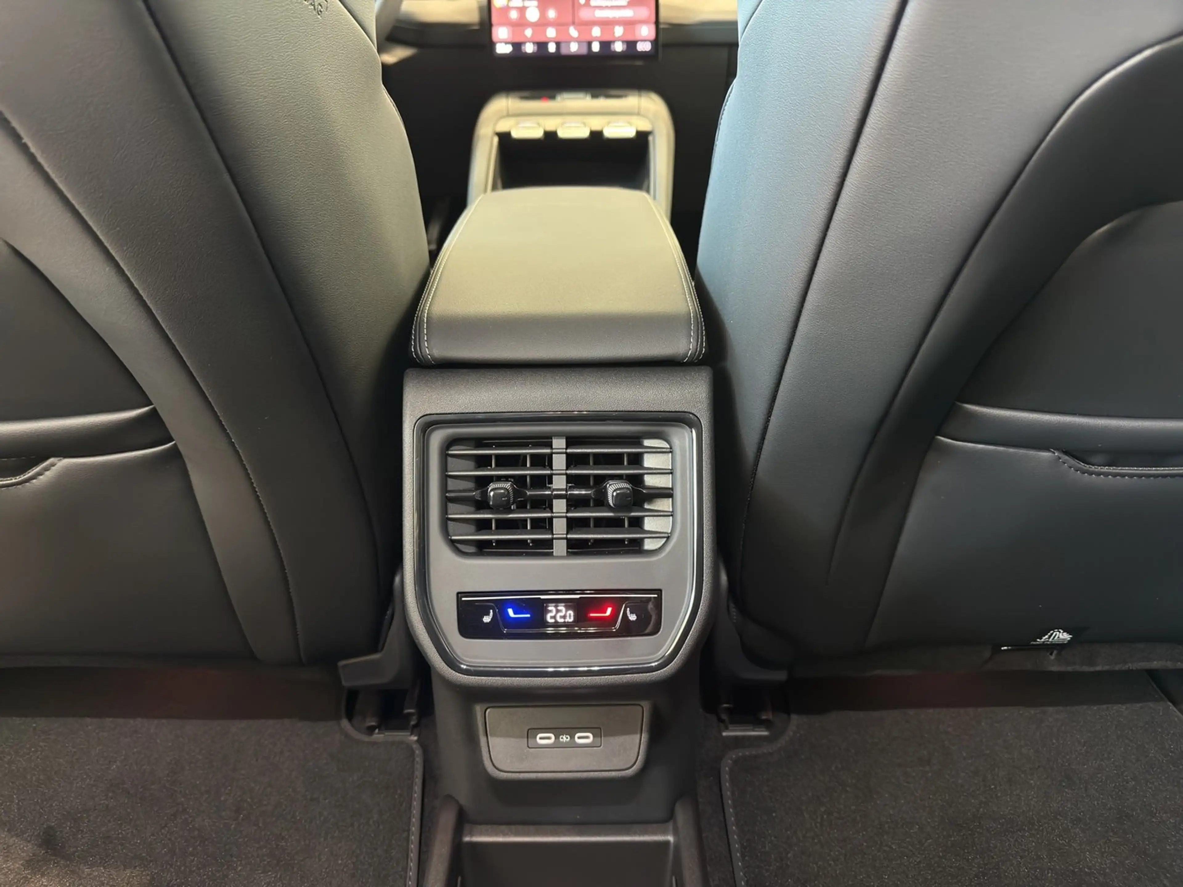 Skoda Peaq Selection 90x — photo 13