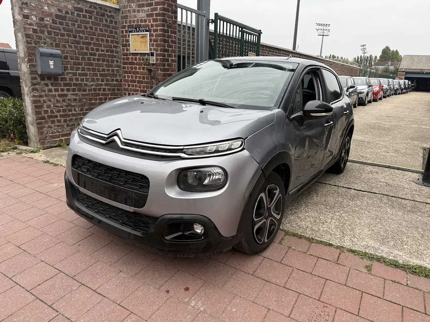 Citroen C3 1.2 I MET 47DKM HANDELAARS & EXPORT Gris - 1