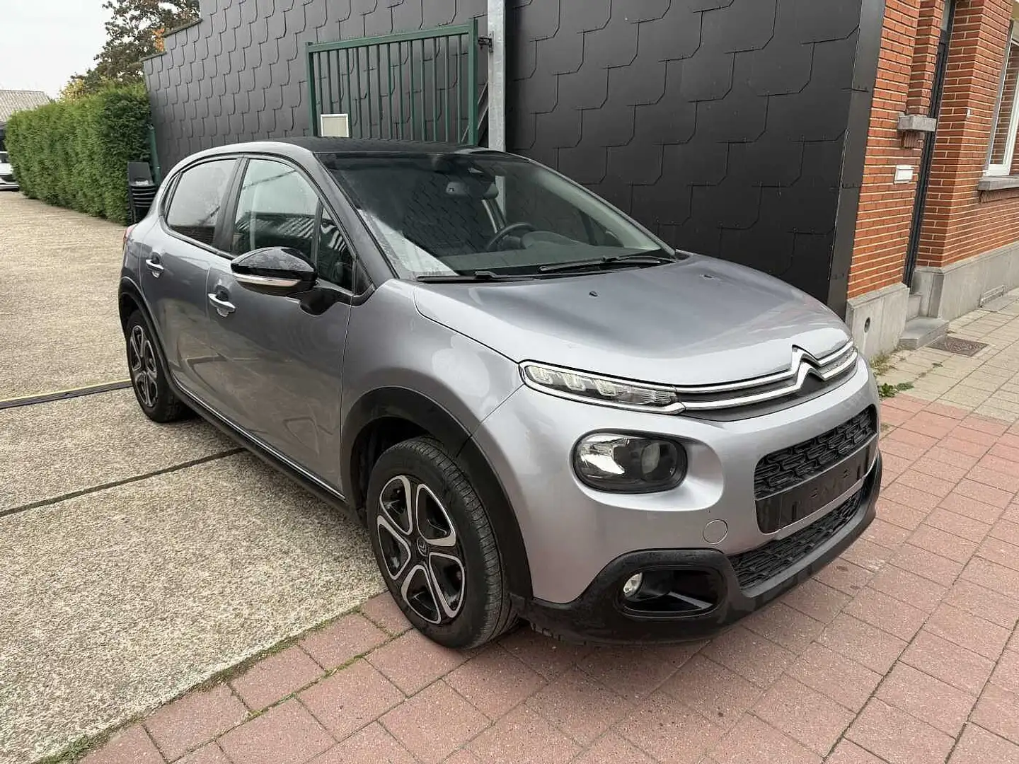 Citroen C3 1.2 I MET 47DKM HANDELAARS & EXPORT Gris - 2