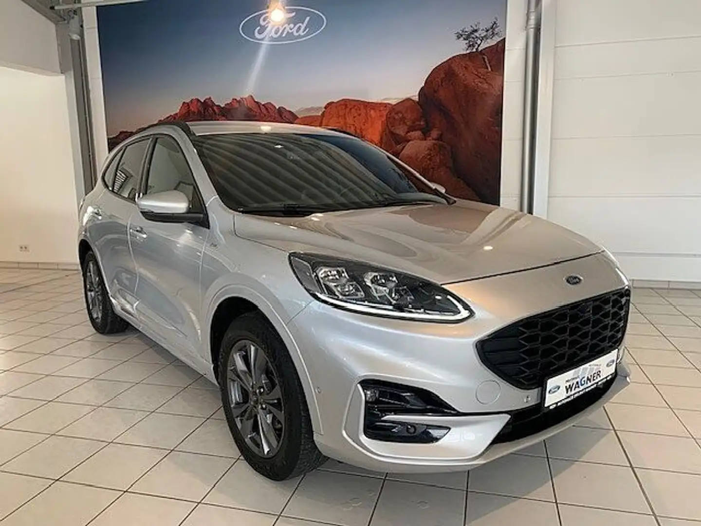 Ford Kuga 2.0 EcoBlue 4x4 Aut. ST-LINE X/RFK/TWA/iACC Silber - 1