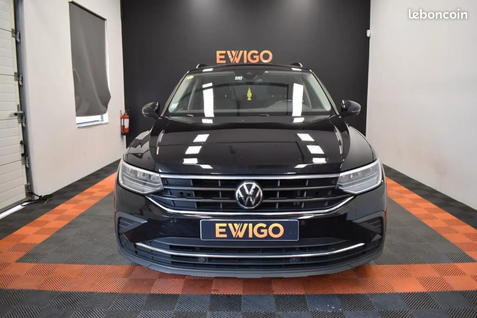 Volkswagen Tiguan 2.0 TDI 150 ACTIVE DSG BVA SUIVI GARANTIE 6 à 60 M Noir - 2