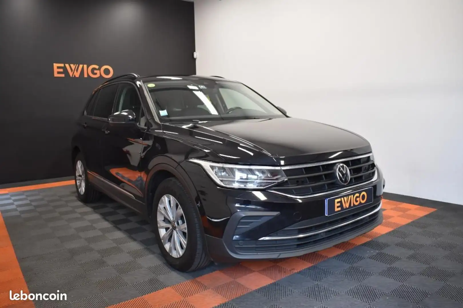 Volkswagen Tiguan 2.0 TDI 150 ACTIVE DSG BVA Noir - 1