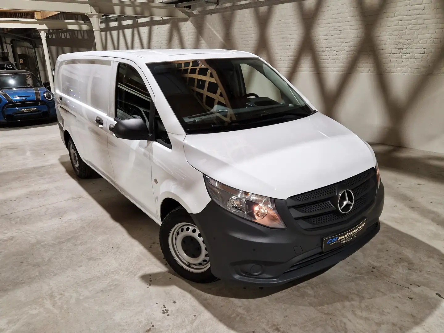 Mercedes-Benz Vito Extra Long Wit - 2