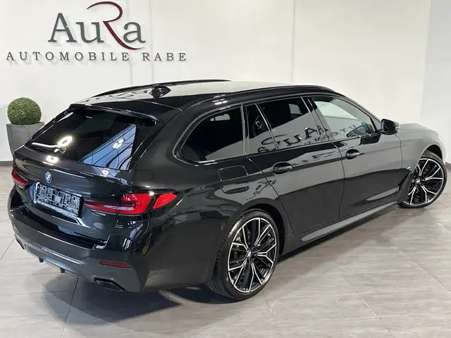 BMW 5 Series view 5