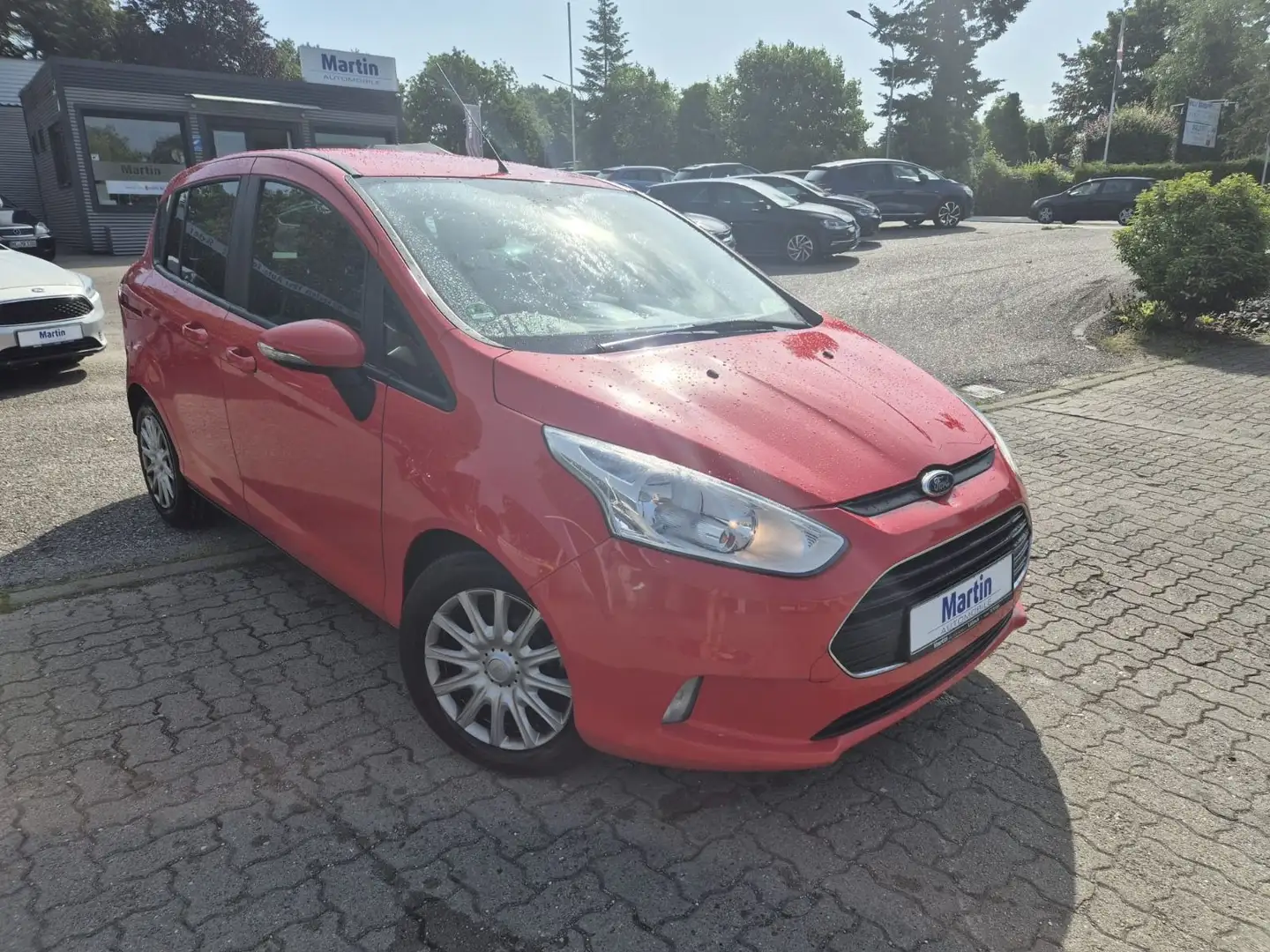 Ford B-Max **scheckheftgepflegt** Rot - 1