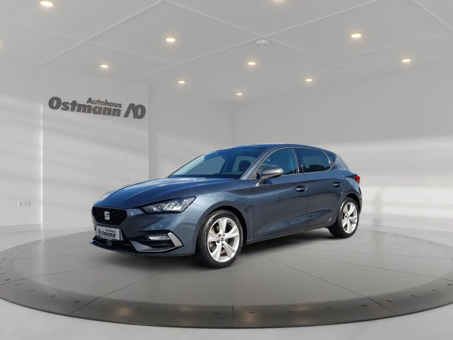 SEAT Leon 1.5 eTSI FR Matrix ACC AHK AUT DynLicht LED Grau - 1
