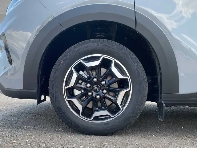 Ford Tourneo Custom view 9