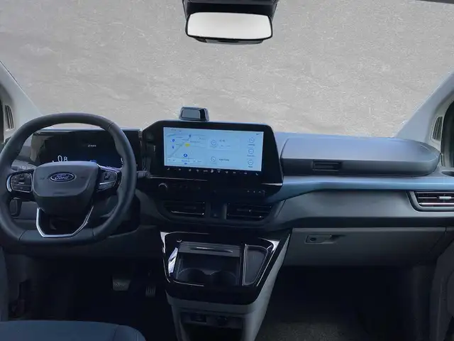 Ford Tourneo Custom view 4