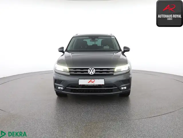 Volkswagen Tiguan view 8