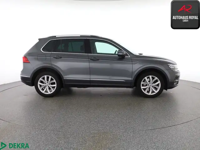 Volkswagen Tiguan view 6