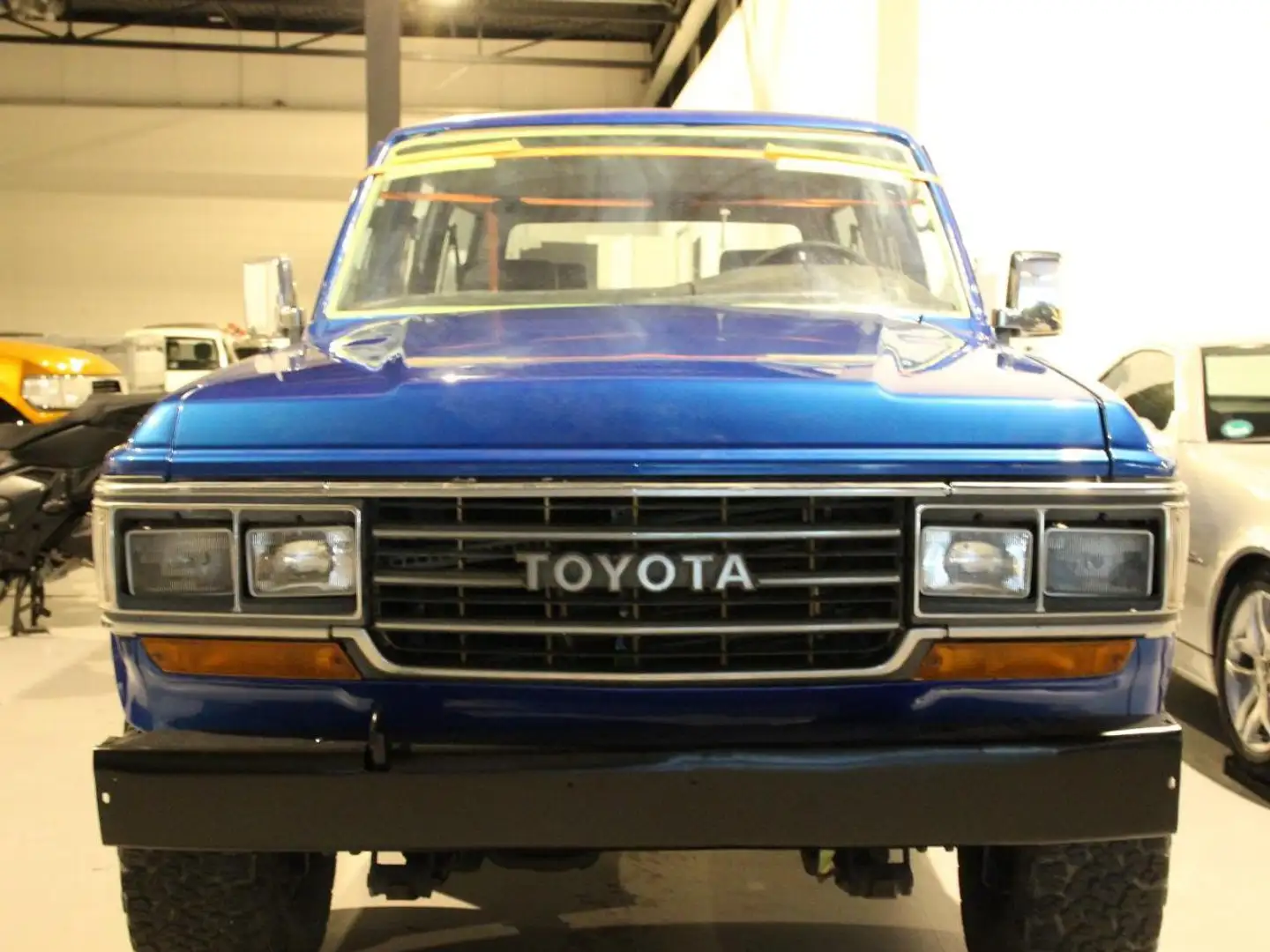 Toyota Land Cruiser FJ62 Modrá - 2