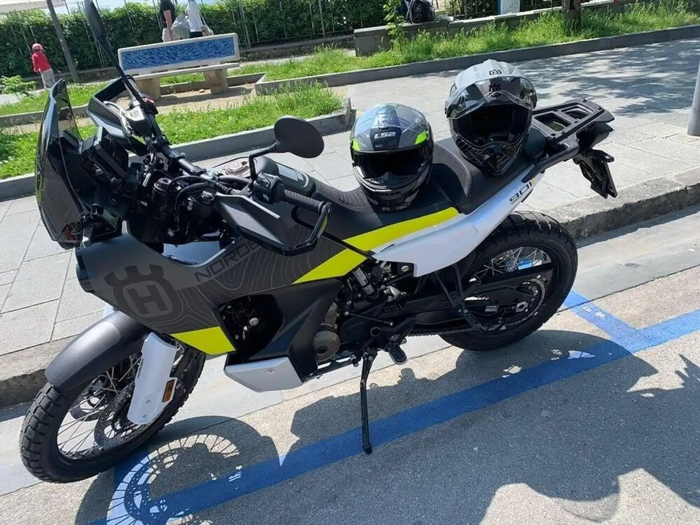 Husqvarna Norden 901 Gris - 2