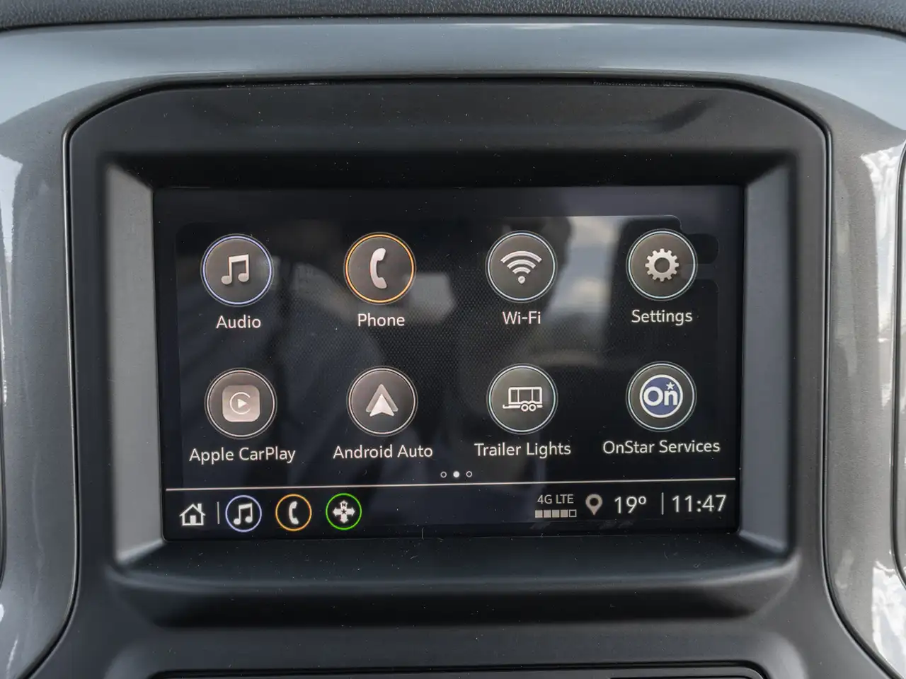 Chevrolet Silverado 1500 снимка Chevrolet Silverado 1500