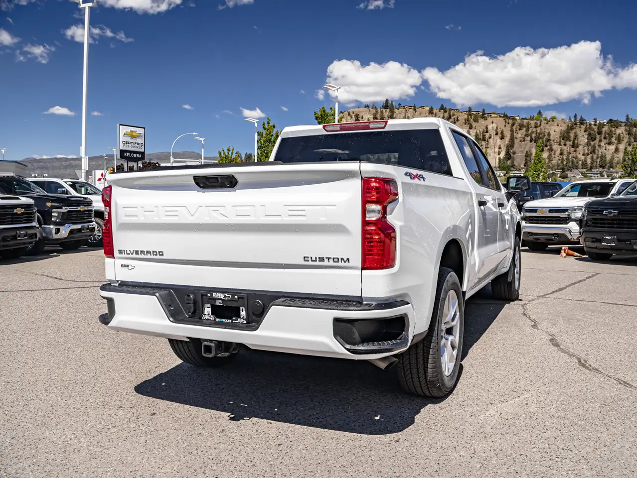 Chevrolet Silverado 1500 снимка Chevrolet Silverado 1500