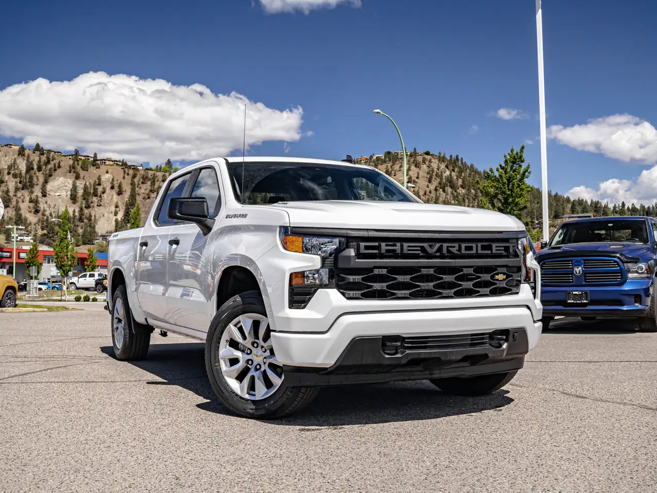 Chevrolet Silverado 1500 снимка Chevrolet Silverado 1500