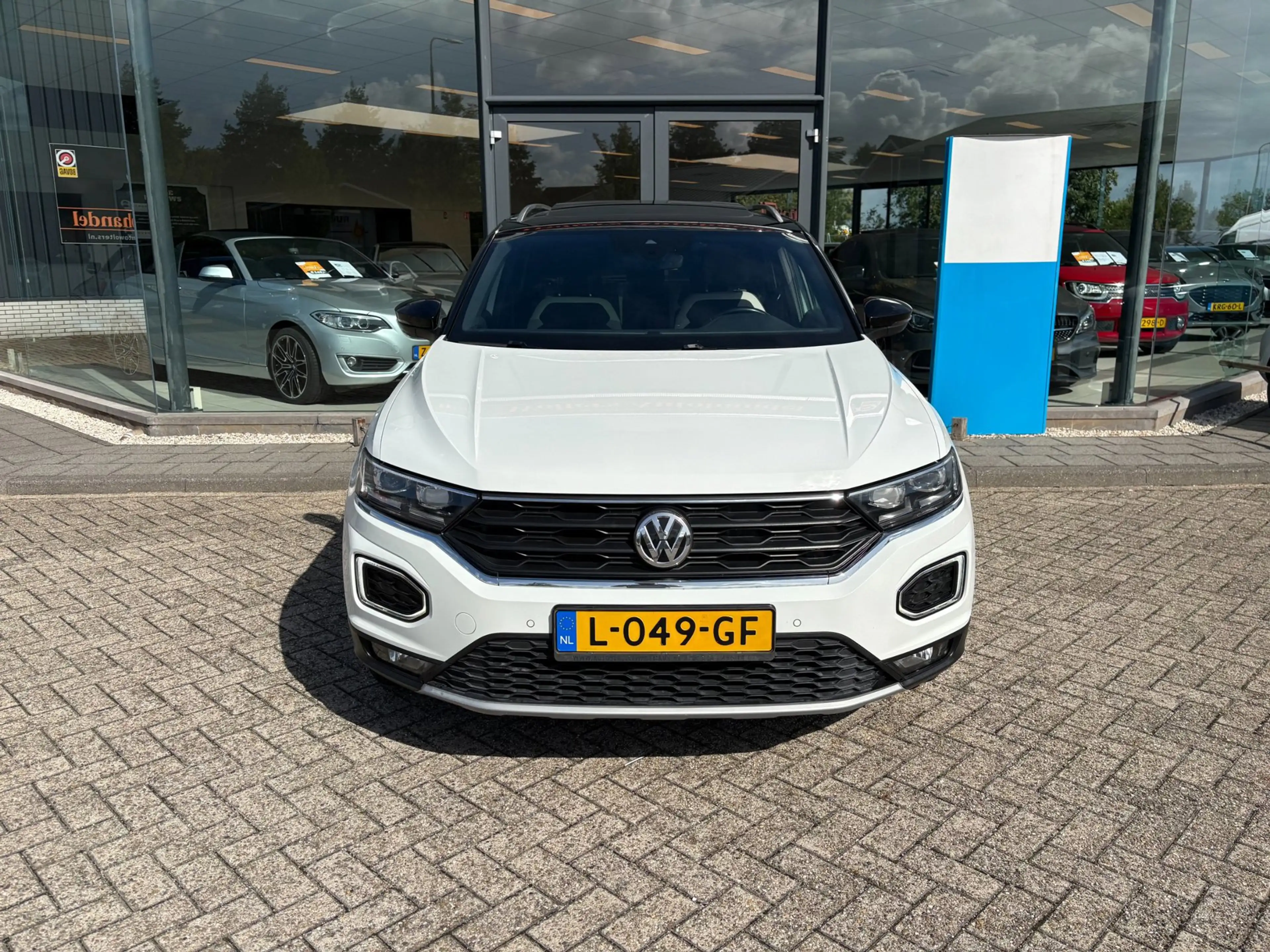 Volkswagen T-Roc 2.0 TSI 4Motion Sport — photo 3