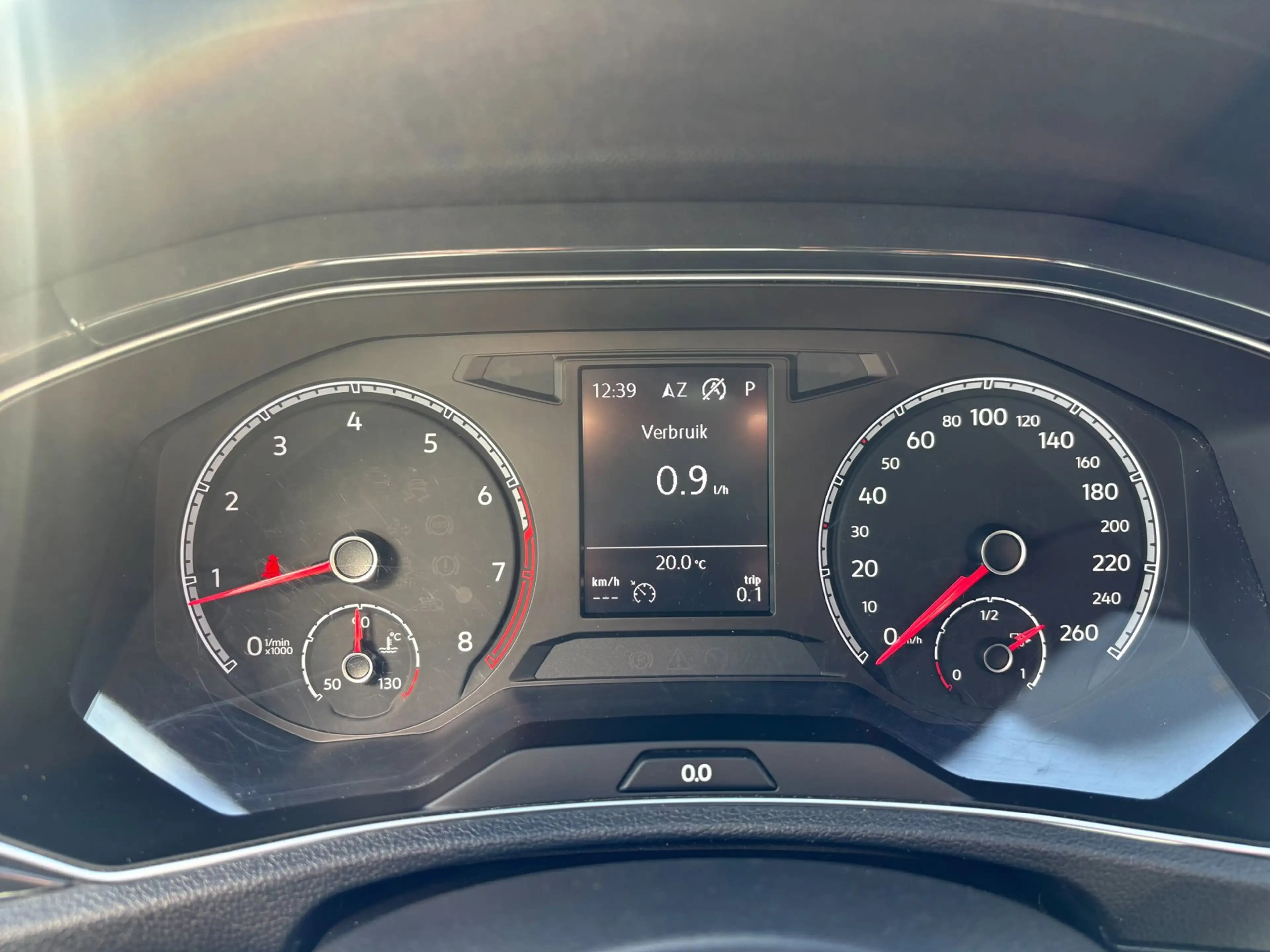 Volkswagen T-Roc 2.0 TSI 4Motion Sport — photo 17
