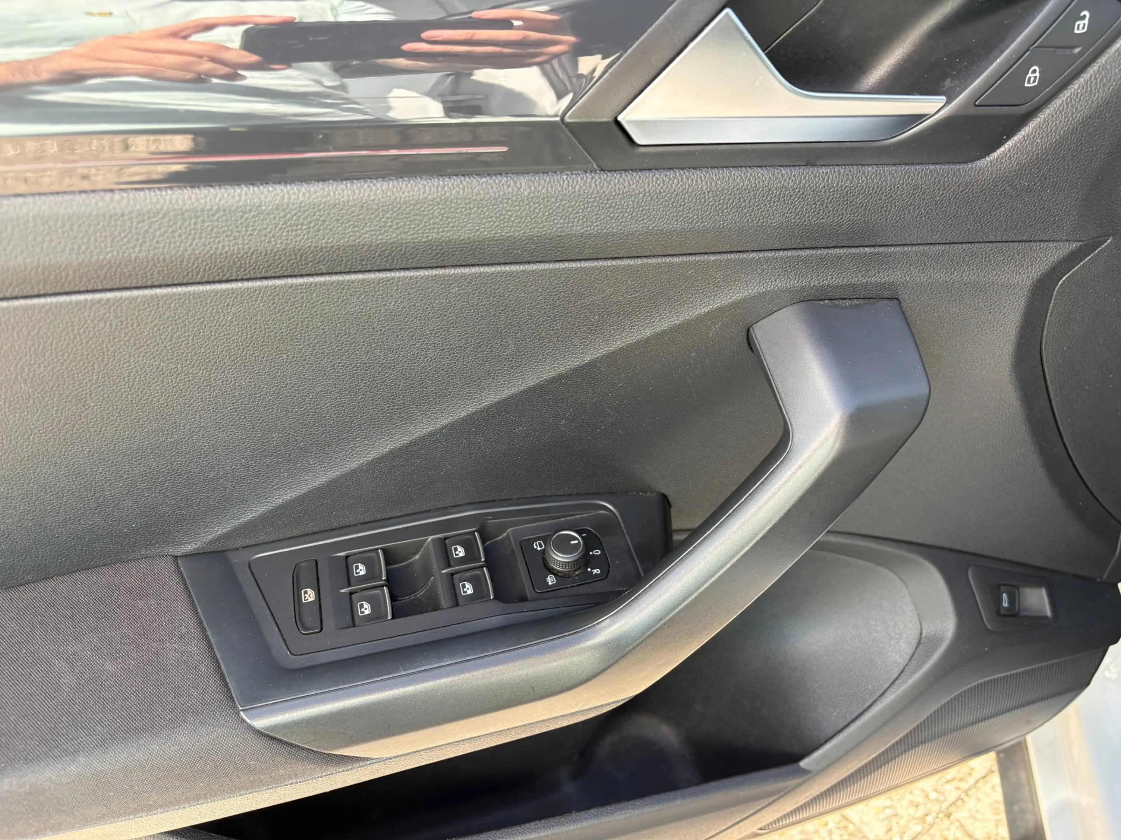 Volkswagen T-Roc 2.0 TSI 4Motion Sport — photo 14