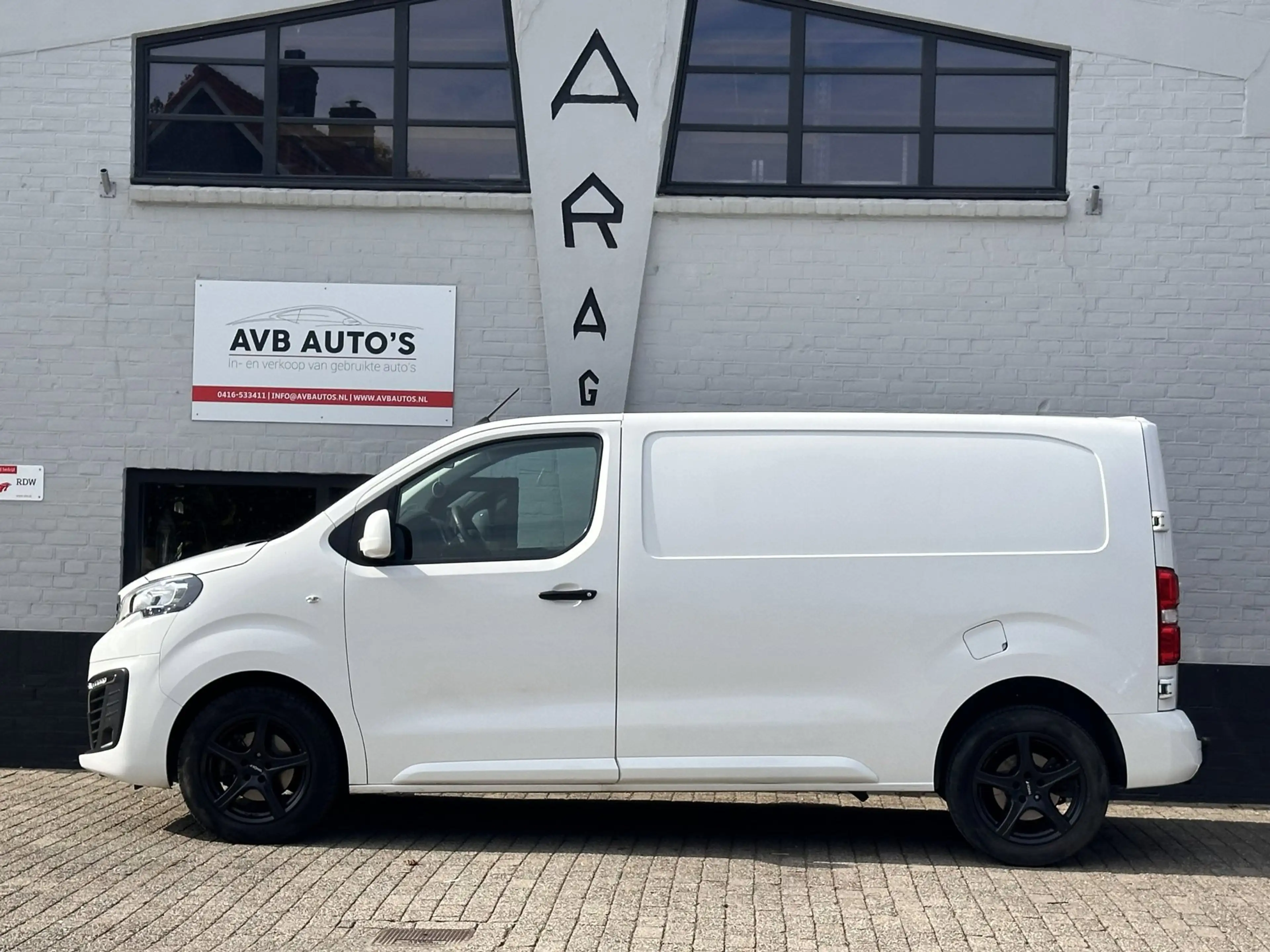 Peugeot Expert 231S 2.0 BlueHDI 120 Premium Pack Trekhaak — photo 2