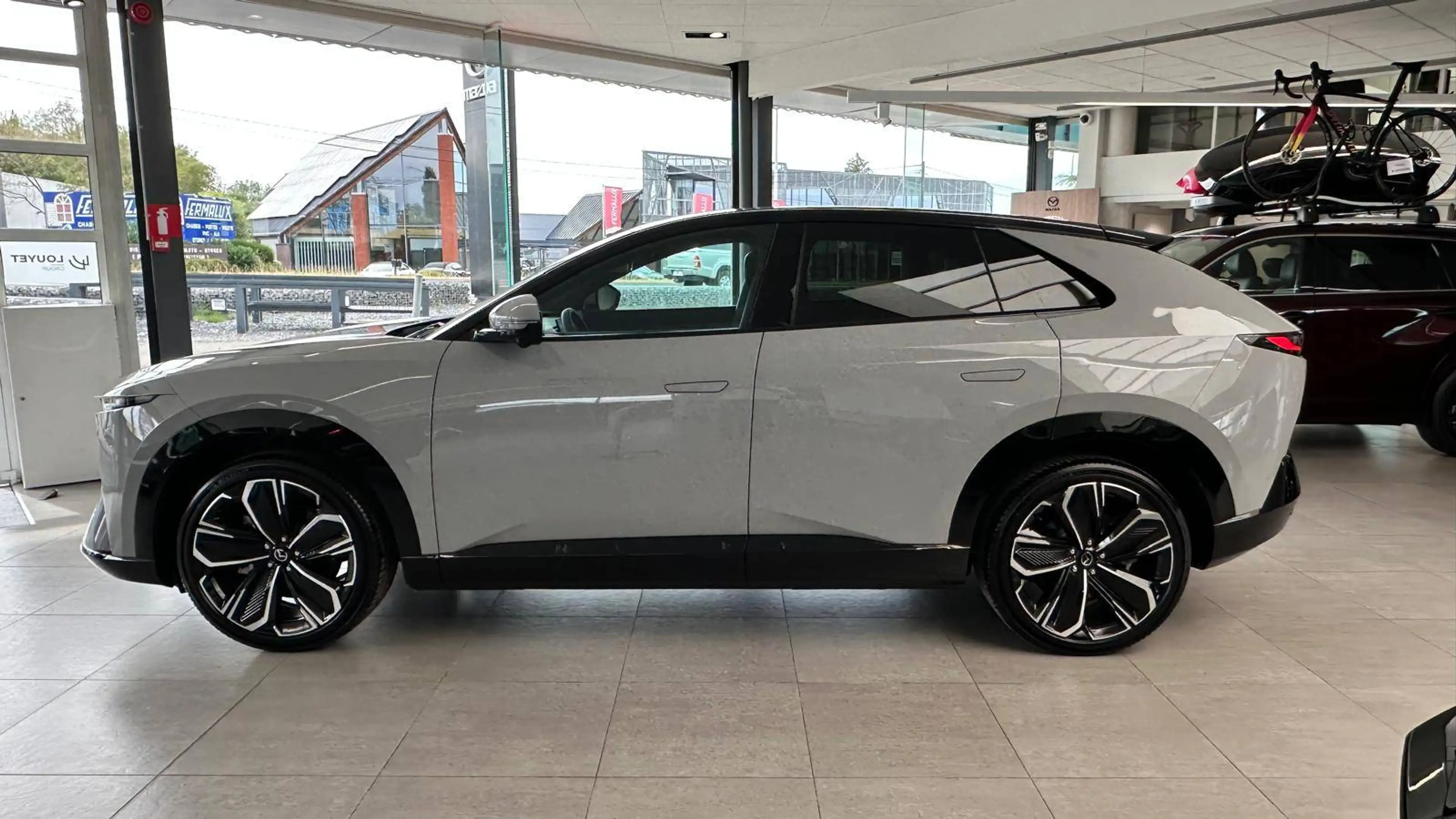 Mazda CX-6e CX-6e 78 kWh Takumi Takumi — photo 3