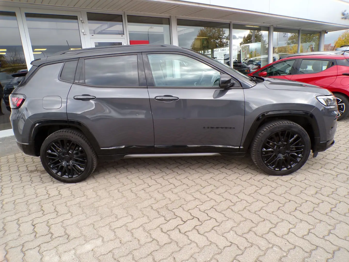Jeep Compass 1.5 MultiAir Hybrid Navi 360° Kamera AHK Silber - 2