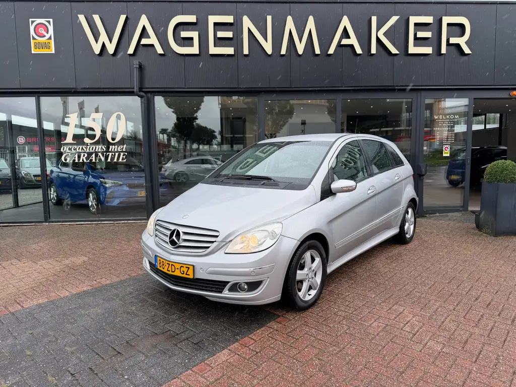 Mercedes-Benz B 170 2008 из Европы — купить под ключ
