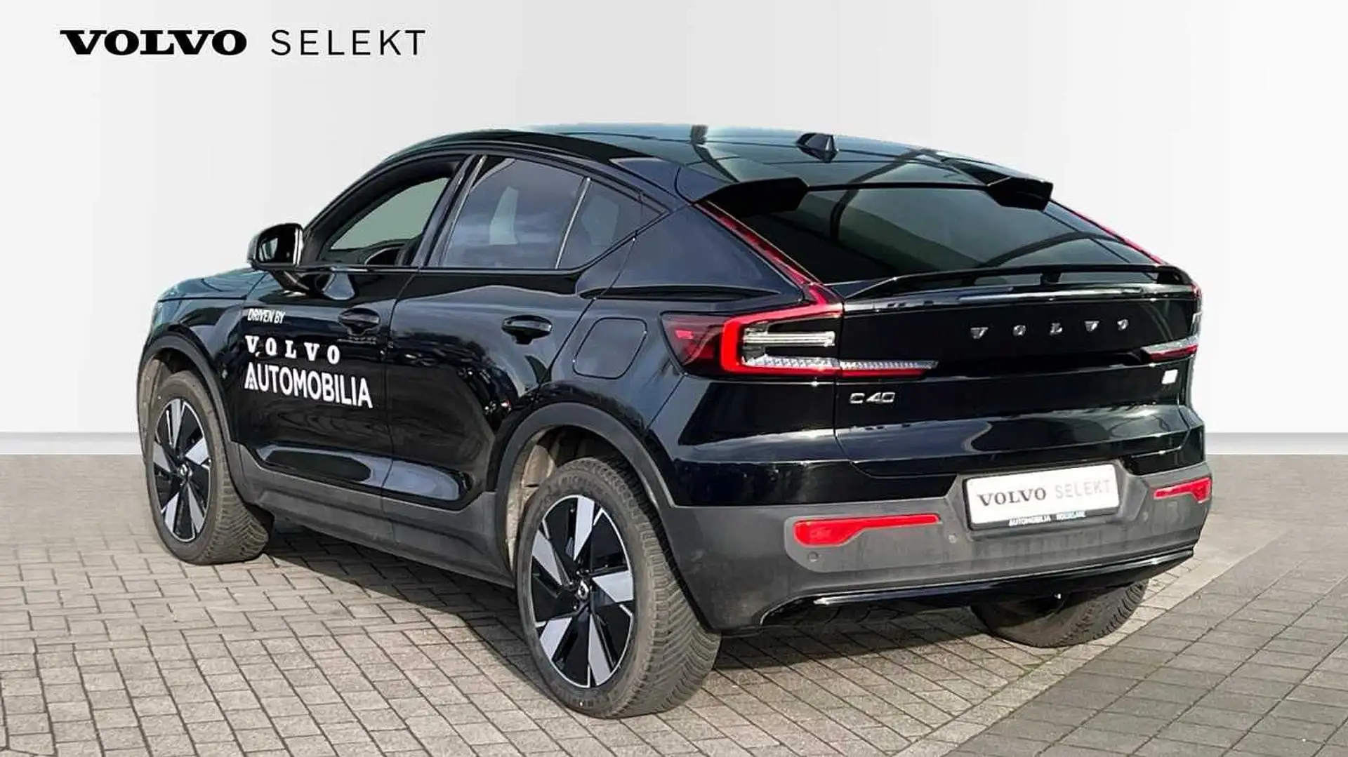 Volvo C40 Recharge Plus Single Motor Extended Range | Warmte Schwarz - 2