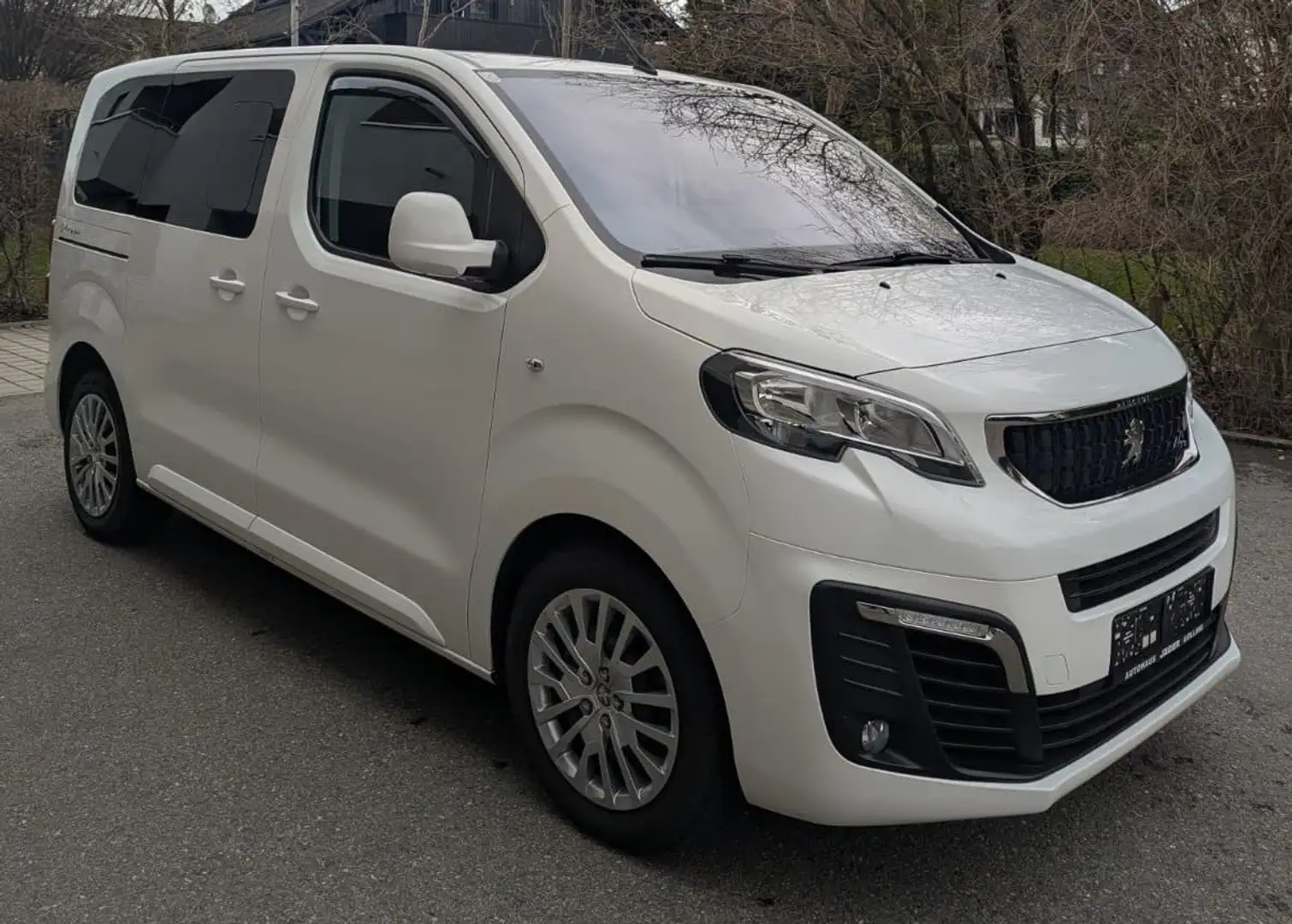 Peugeot Traveller Expert Weiß - 1