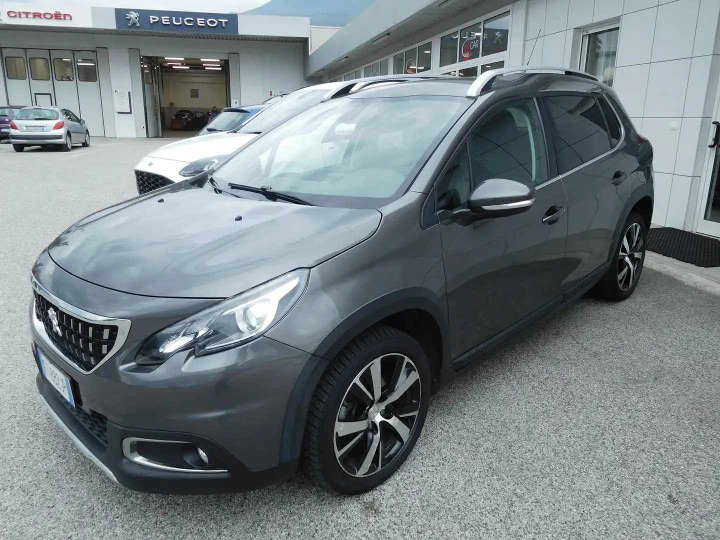 Peugeot 2008 BlueHDi 120 EAT6 S&S Allure Grigio - 1