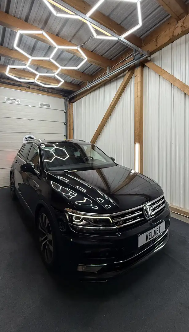Volkswagen Tiguan R-Line Highline 2.0 TSI 4Motion - 1