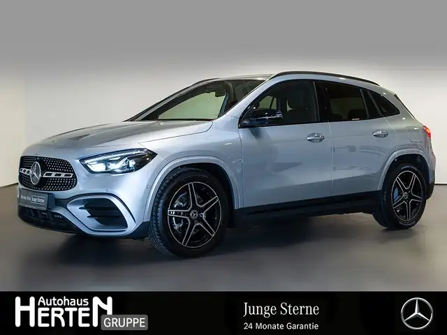 Mercedes-Benz GLA 200 AMG+MULTIBEAM+DISTRONIC+NIGHT-P+360°+19"