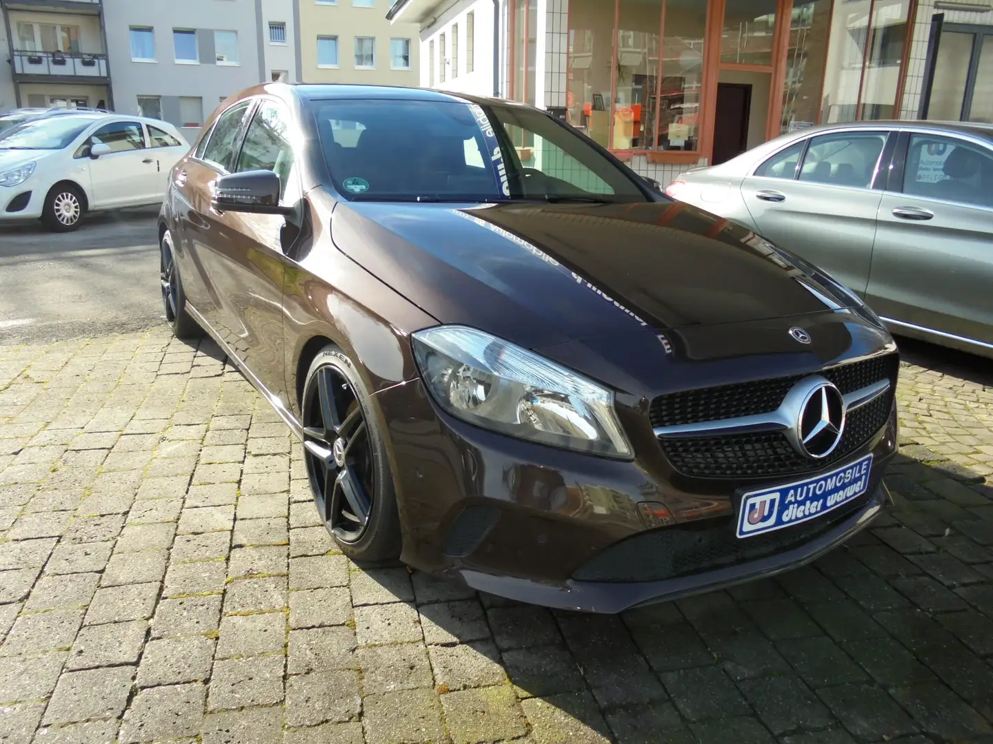 Mercedes-Benz A 200 Urban 18Zoll Räder,tiefer,AMG-Select,Totw.Assis Maro - 1