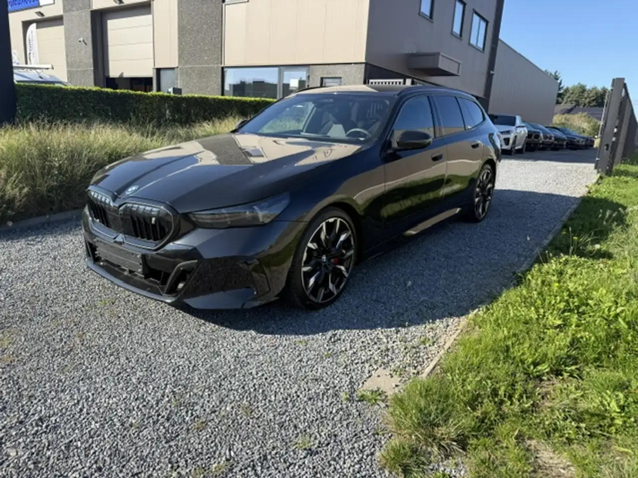BMW i5