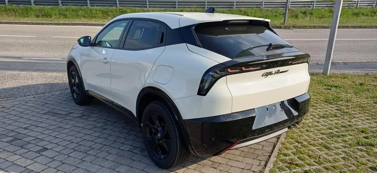 Alfa Romeo Junior 2026