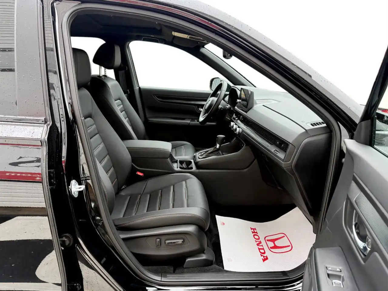 Honda CR-V photo Honda CR-V