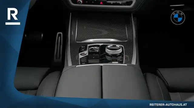 BMW X7 view 15