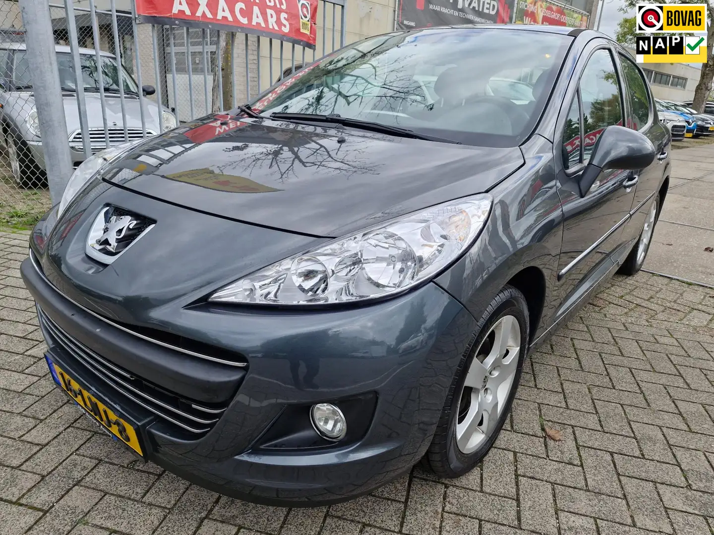 Peugeot 207 1.6 VTi XS NETTE FRISSE AUTO ! GARANTIE ! NIEUWE A Gris - 1
