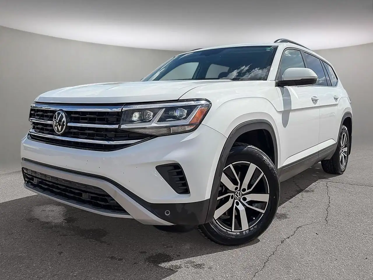 Volkswagen Atlas снимка Volkswagen Atlas