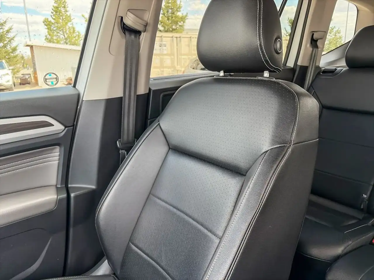Volkswagen Atlas снимка Volkswagen Atlas