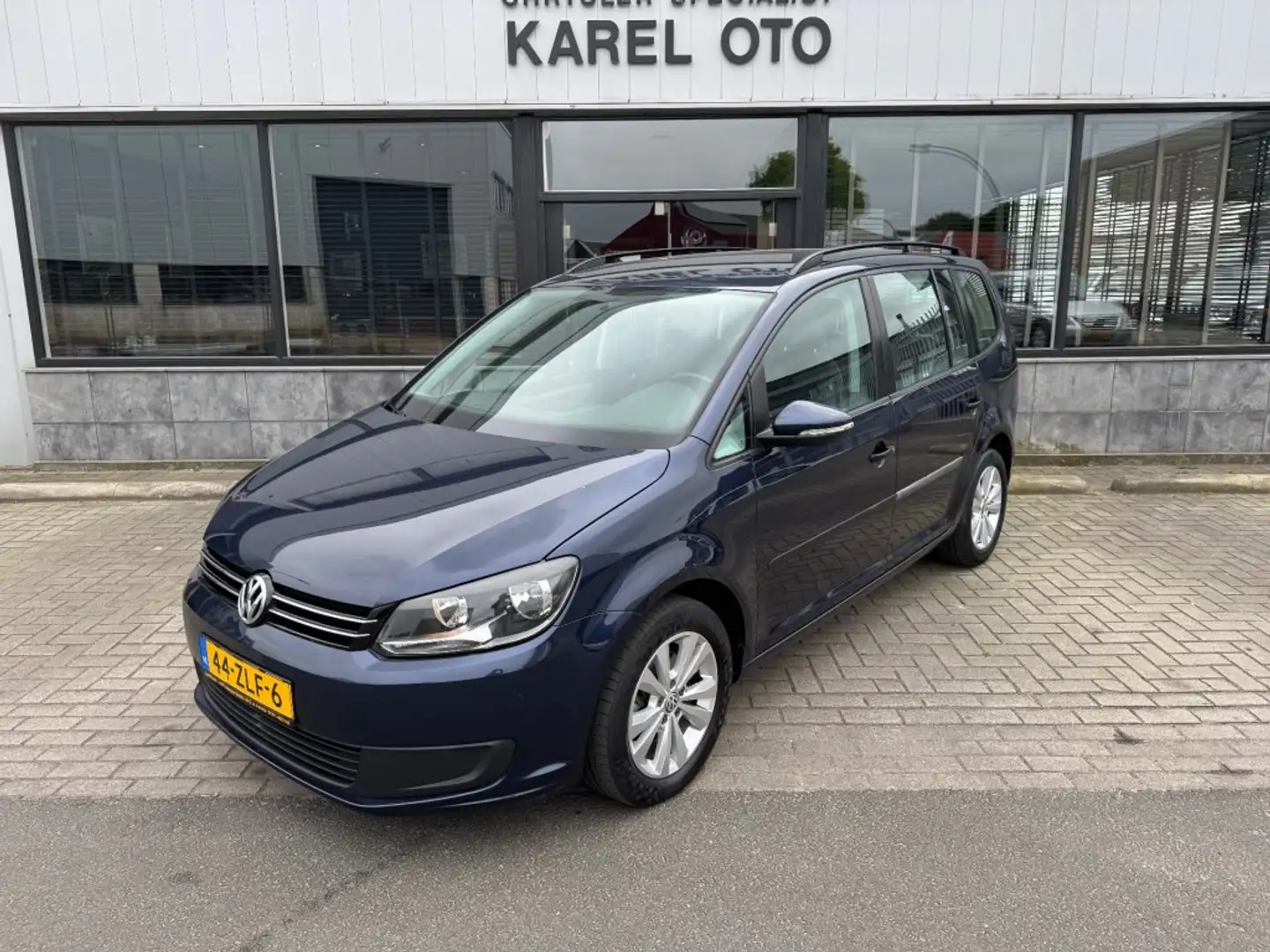 Volkswagen Touran 1.2 TSI Comfortline BlueMotion Blauw - 1
